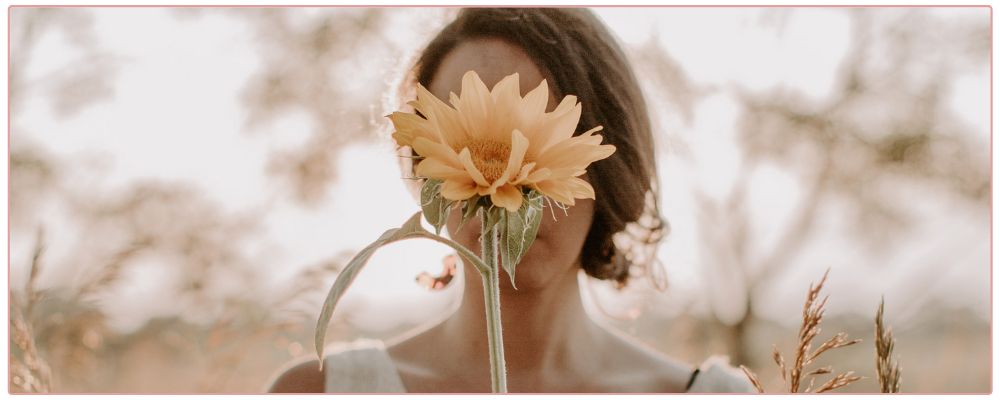 Selena Gomez quote "Always be yourself, there's no one better!"